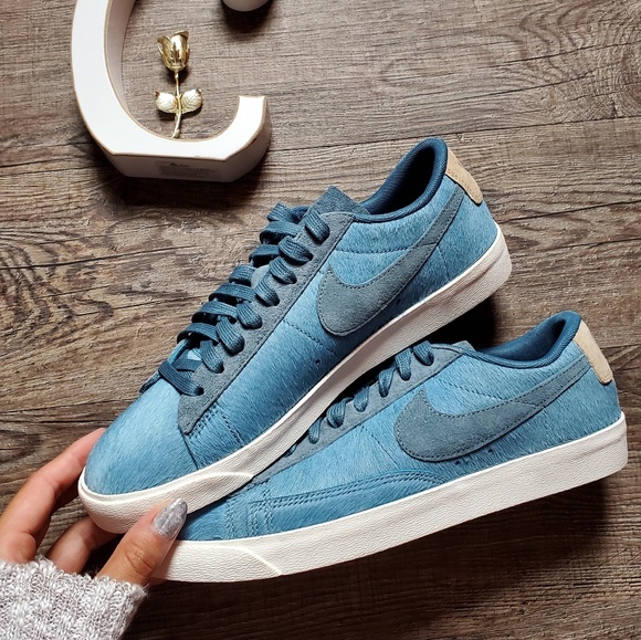 NEW Nike Blazer Low Lx - Picture 4 of 7